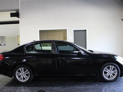 Used 2012 INFINITI G37 Journey w/ Premium Pkg RWD image 2