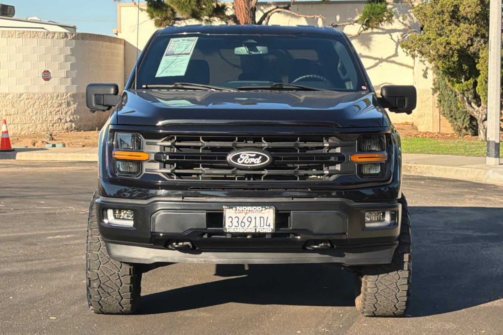 Used 2024 Ford F150 XLT w/ FX4 Off-Road Package AWD/4WD image 9