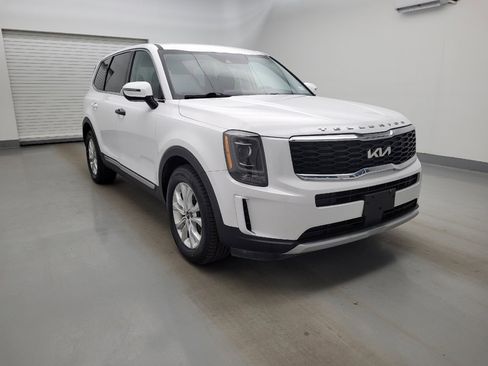 Used 2022 Kia Telluride LX image 13