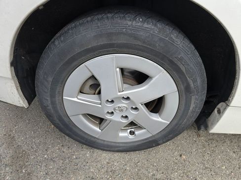 Used 2010 Toyota Prius image 5