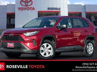 Certified 2024 Toyota RAV4 LE video 1