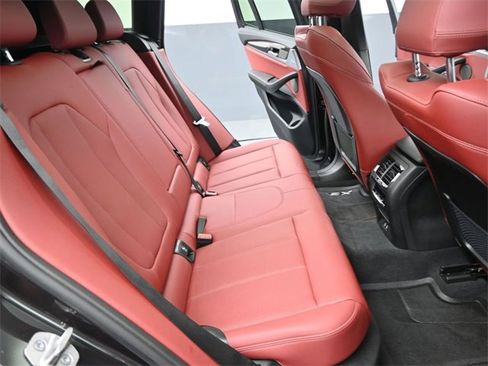 Used 2024 BMW X3 M40i w/ Premium Package image 27