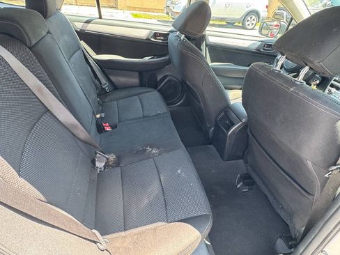 Used 2018 Subaru Outback 2.5i AWD/4WD image 16