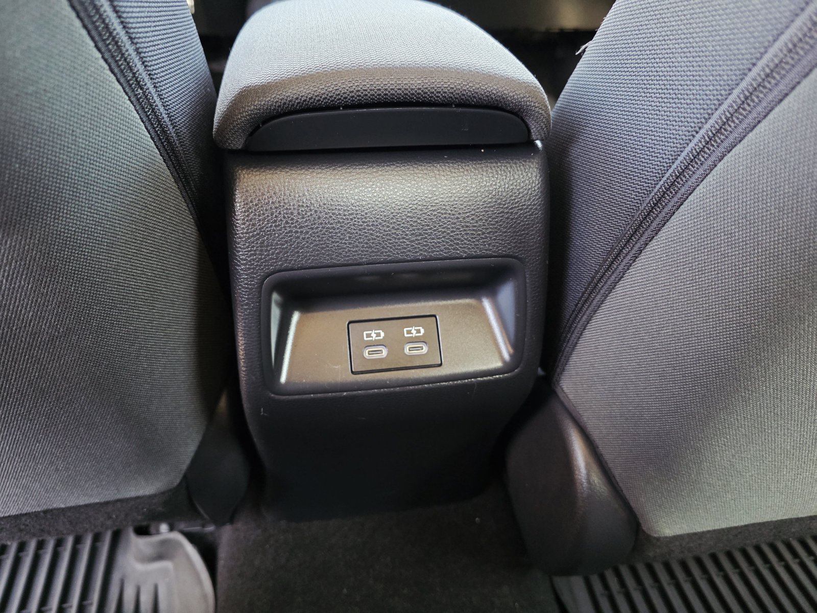 Used 2024 Toyota Corolla LE FWD image 18