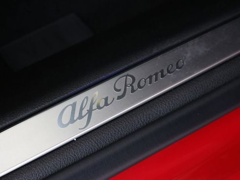 New 2025 Alfa Romeo Tonale w/ Premium Package image 36