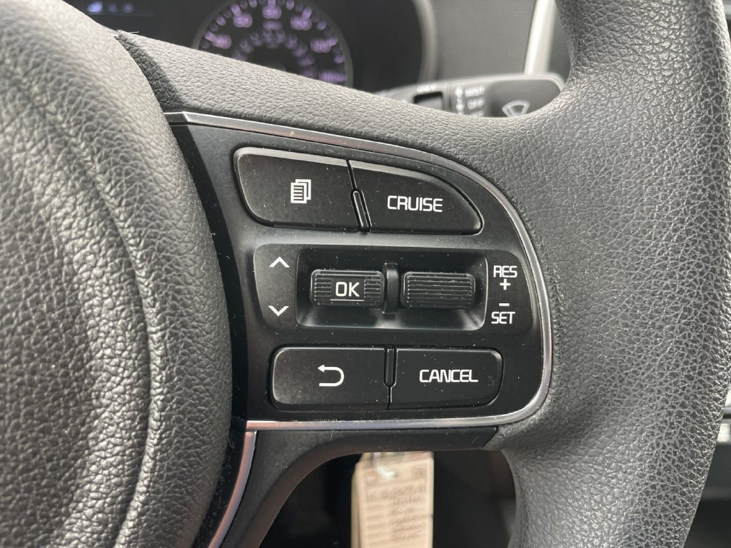 Used 2016 Kia Optima LX FWD image 24