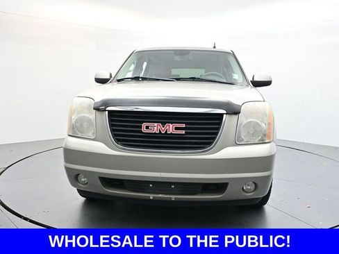 Used 2009 GMC Yukon XL SLT image 2