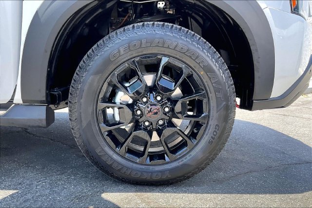 New 2026 Nissan Armada PRO-4X AWD/4WD image 9