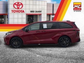 Certified 2026 Toyota Sienna XSE FWD video 2