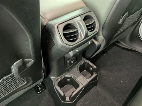 New 2026 Jeep Gladiator Mojave AWD/4WD image 32