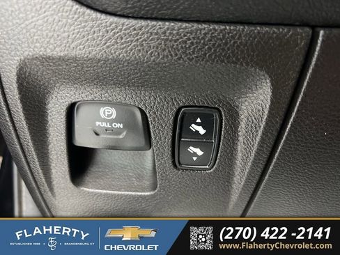 Used 2019 RAM 1500 Laramie image 23
