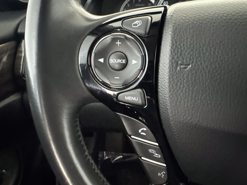 Used 2016 Honda Accord EX-L image 39