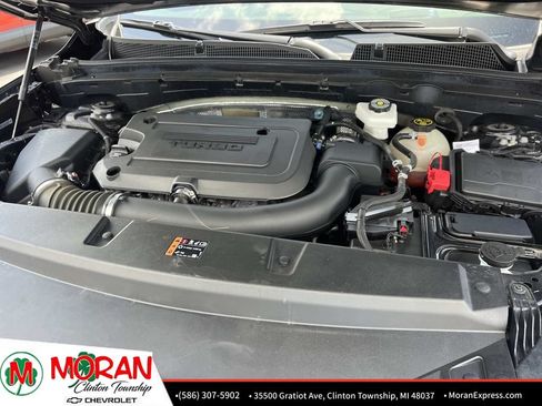 Used 2023 Buick Envision Avenir AWD/4WD image 11