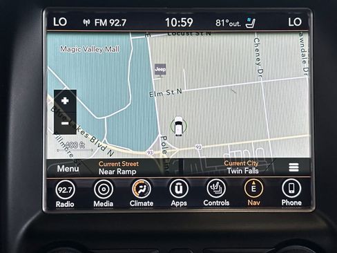 Used 2018 Jeep Grand Cherokee Trailhawk AWD/4WD image 22