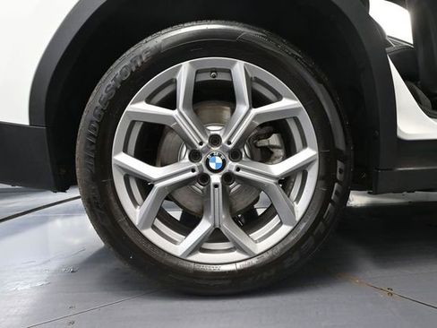 Used 2023 BMW X3 xDrive30i AWD/4WD image 15