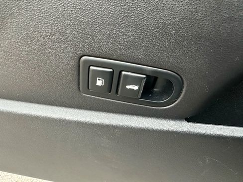 Used 2013 Hyundai Genesis 2.0T image 30