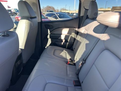 Used 2022 Chevrolet Colorado W/T image 11