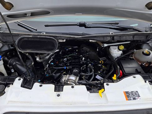 Used 2021 Ford Transit 250 Medium Roof image 62