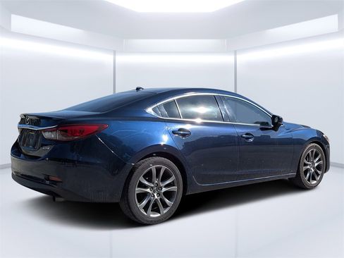 Used 2017 MAZDA MAZDA6 Grand Touring image 3