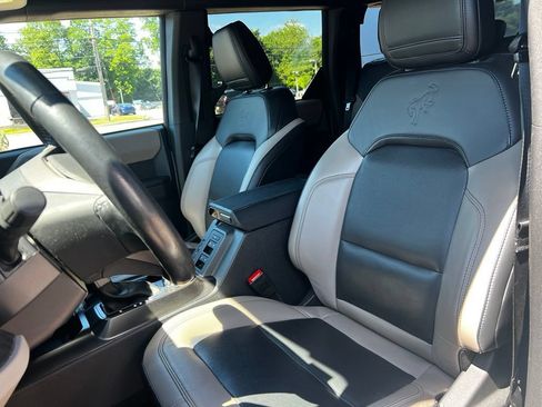 Used 2024 Ford Bronco Wildtrak AWD/4WD image 12