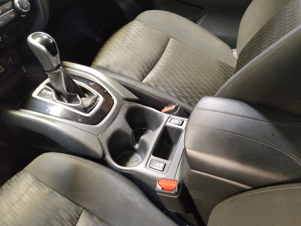 Used 2020 Nissan Rogue SV AWD/4WD image 26