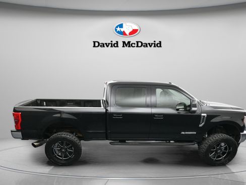 Used 2017 Ford F250 Lariat w/ Lariat Value Package AWD/4WD image 46