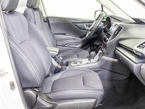 Used 2022 Subaru Forester Premium image 44