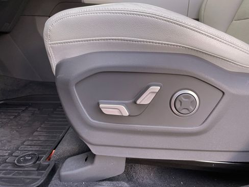 New 2025 Hyundai Santa Fe Limited image 12