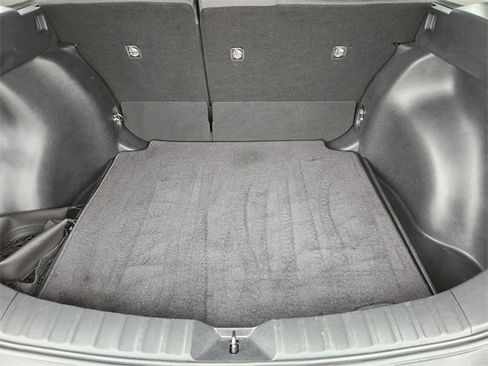 Used 2023 Toyota Corolla Cross LE image 22