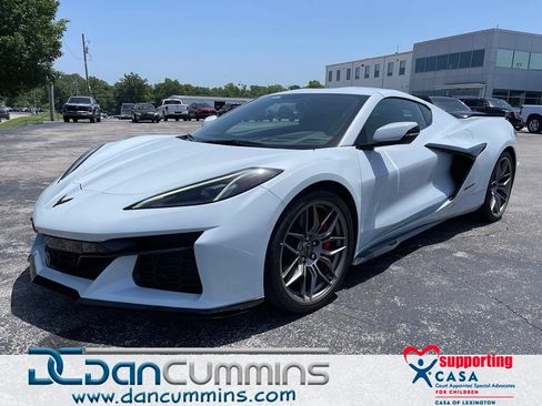 Used 2023 Chevrolet Corvette Z06 w/ Engine Appearance Package RWD image 1