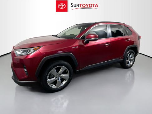 Used 2020 Toyota RAV4 Limited image 9