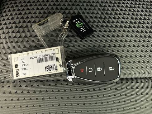 New 2026 Chevrolet Trax LT w/ Driver Confidence Package FWD image 35