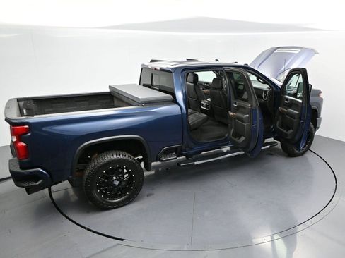 Used 2020 Chevrolet Silverado 3500 High Country AWD/4WD image 42