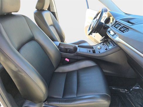 Used 2012 Lexus CT 200h image 12