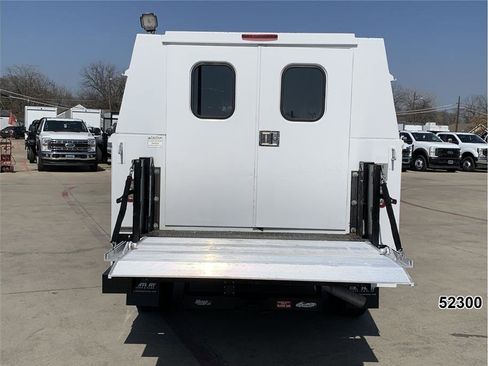 Used 2019 RAM 2500 Tradesman image 11