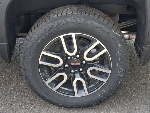 New 2026 GMC Sierra 1500 AT4 w/ AT4 Premium Package AWD/4WD image 5