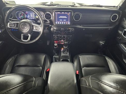 Used 2022 Jeep Wrangler Unlimited Rubicon 4xe w/ Cold Weather Group AWD/4WD image 18