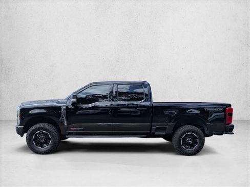 Used 2025 Ford F350 King Ranch w/ Tremor Off-Road Package AWD/4WD image 9