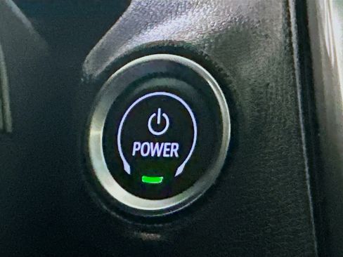 Used 2023 Chevrolet Bolt LT w/ Infotainment Package image 20