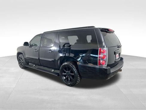 Used 2008 GMC Yukon XL Denali AWD/4WD image 4