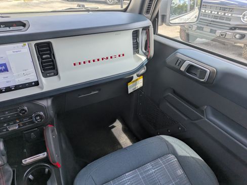 New 2026 Ford Bronco Heritage Edition AWD/4WD image 16
