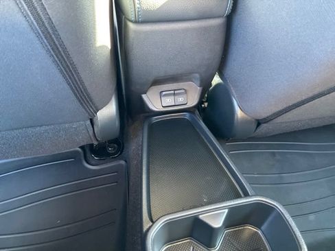 Certified 2025 Nissan Leaf S FWD image 24