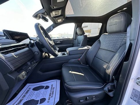 New 2025 GMC Sierra EV Denali image 14
