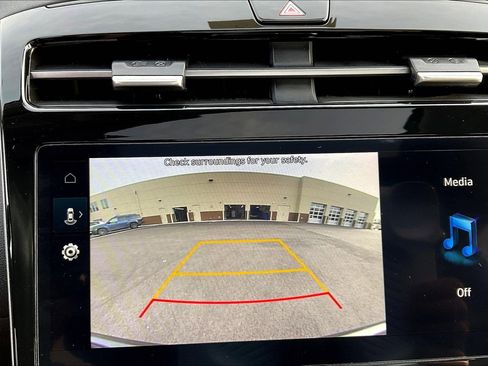Certified 2024 Hyundai Tucson SEL w/ Convenience Package AWD/4WD image 14