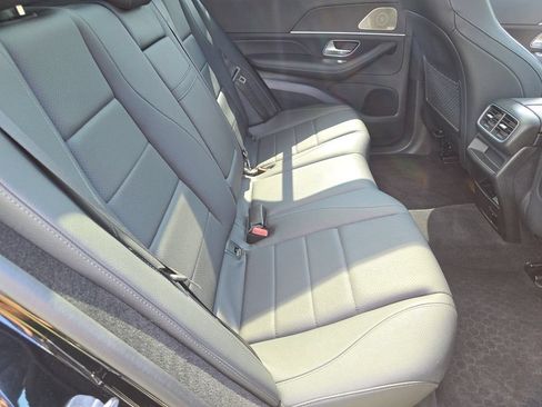 Used 2022 Mercedes-Benz GLE 350 4MATIC image 5