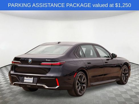 Used 2023 BMW 740i RWD image 4