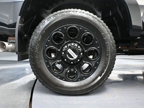 Used 2024 Ford F250 Lariat w/ Black Appearance Package image 15