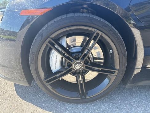 Used 2023 Porsche Taycan 4S image 15
