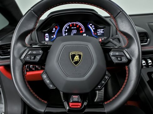 Used 2023 Lamborghini Huracan EVO RWD image 23