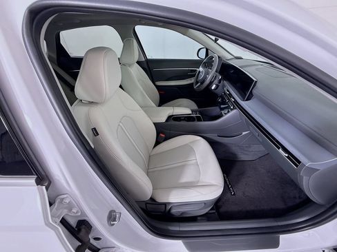 Used 2024 Hyundai Sonata SEL w/ Convenience Package FWD image 20